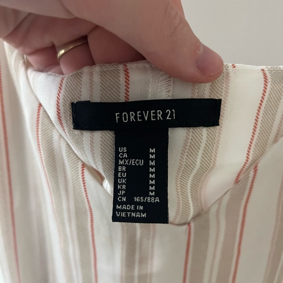 Forever 21 tank top size medium - Picture 2 of 2